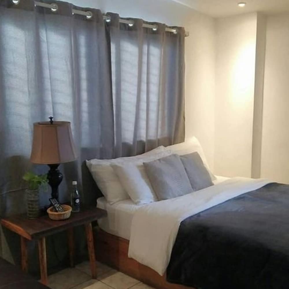 Фото Cinco Hotel