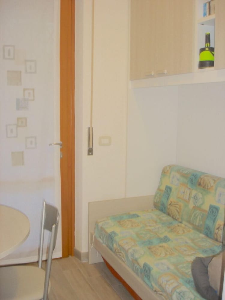 Фото Sharky Charming Cottage