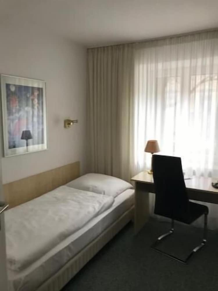 Фото Hotel Occam