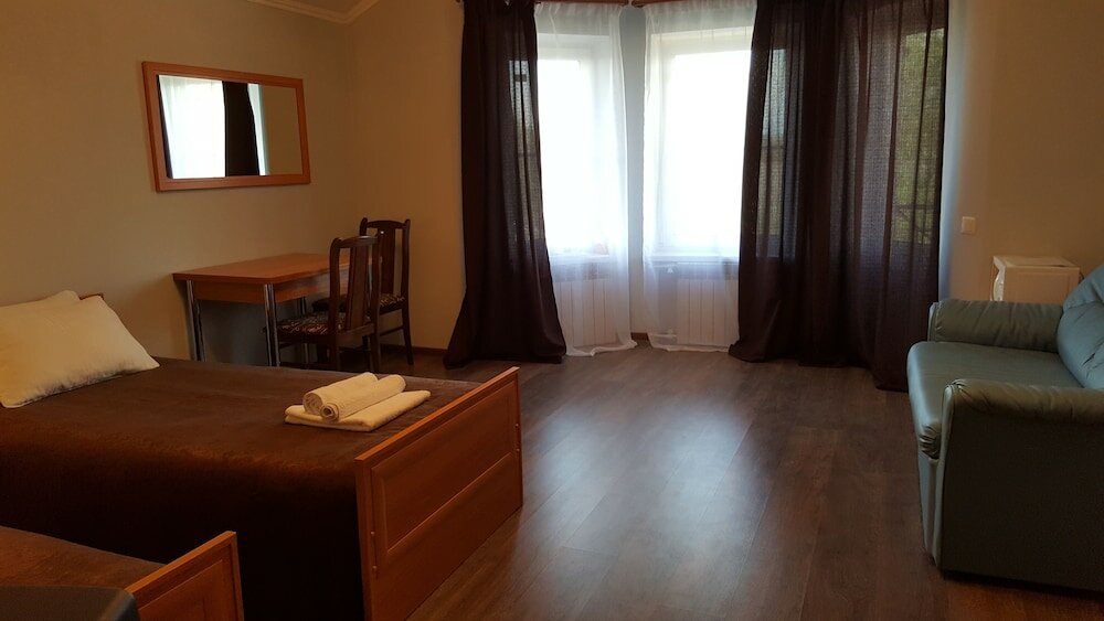 Фото Университетская