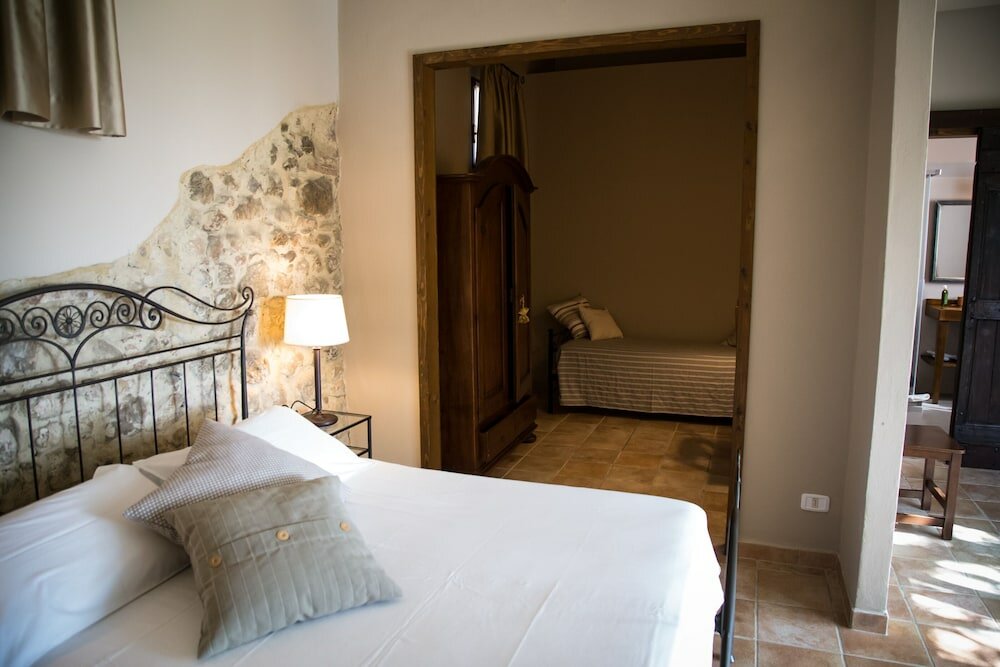 Фото Tenuta Fattoria Vecchia