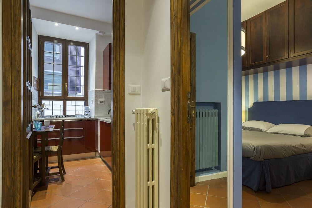 Фото Gianicolo's Hill Suite Apartment