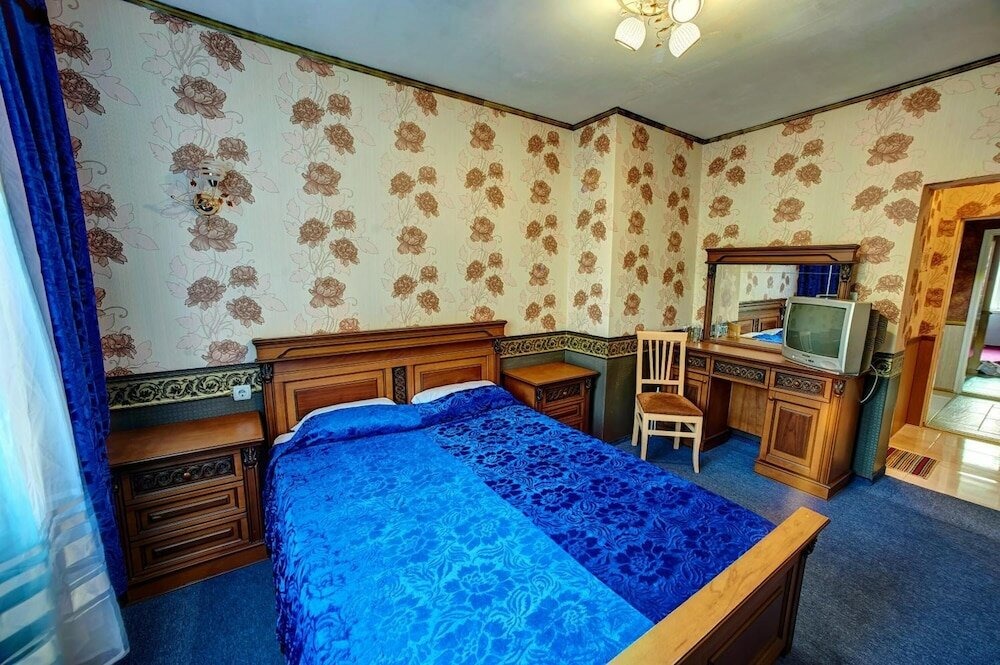 Фото Hotel Izvora