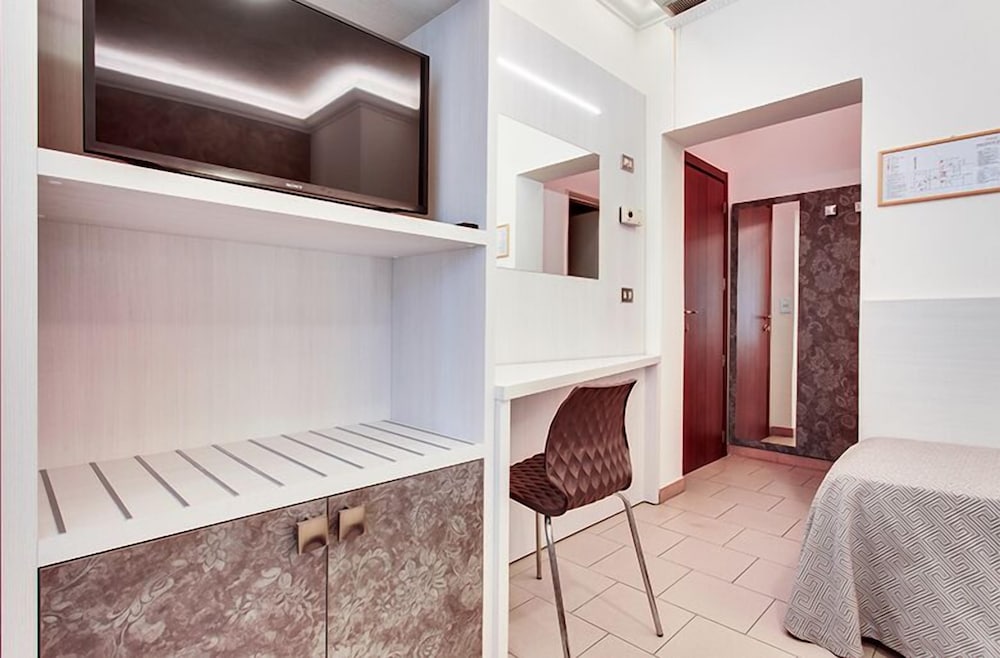 Фото Hotel Dolce Vita Cesenatico