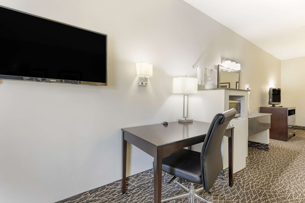 Фото Best Western West Monroe Inn