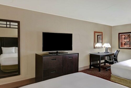 Гостиница DoubleTree by Hilton Hotel Phoenix Tempe в Темпе
