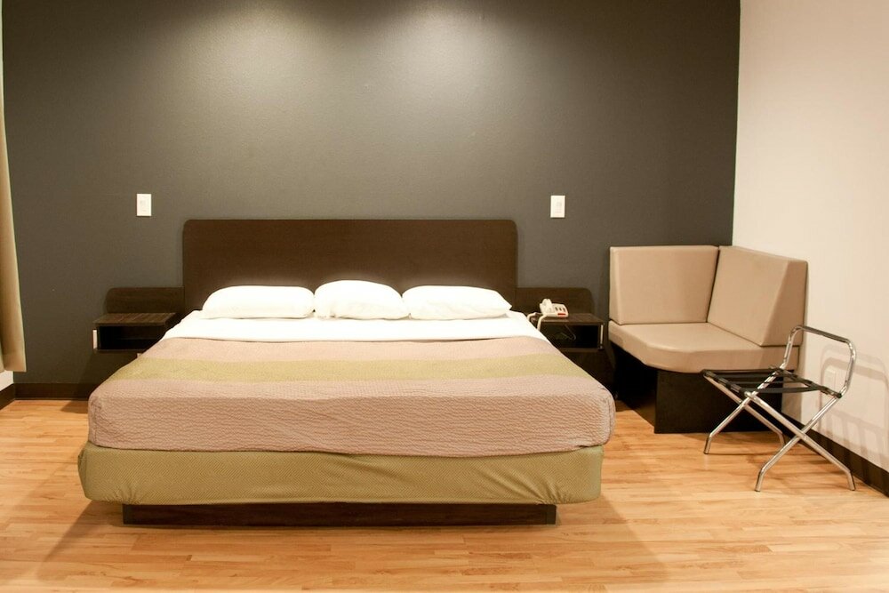 Фото Studio 6 Portland, Or