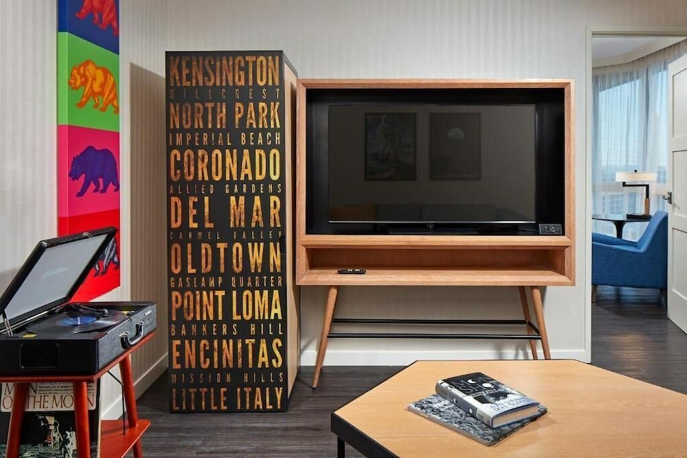 Фото The Bristol Hotel San Diego