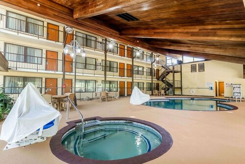 Гостиница Quality Inn & Suites Sevierville - Pigeon Forge