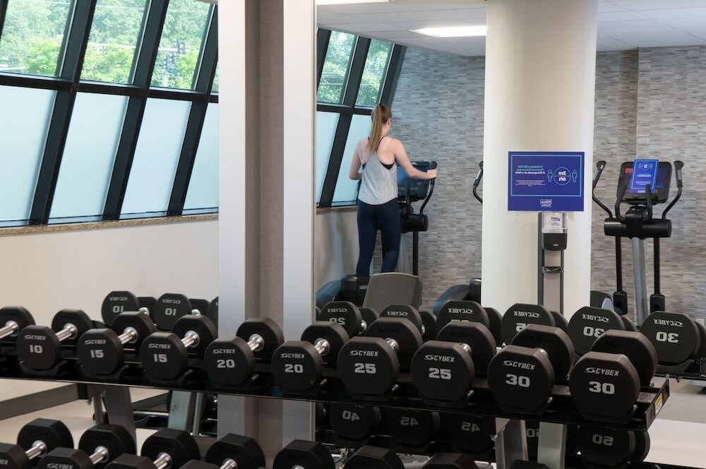 Фото Embassy Suites by Hilton Portland Washington Square