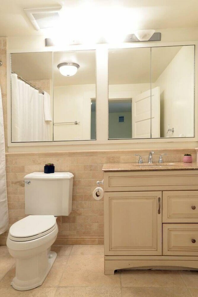 Фото Lux Suites in the Heart of Santa Monica