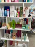 Faberlic (ulitsa Dimitriyeva, 3), distribuidores de cosméticos y productos químicos para el hogar