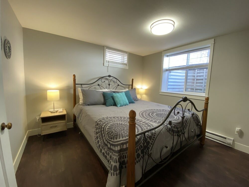 Фото Charming Bungalow Next to Csu - Free Cruiser Bikes