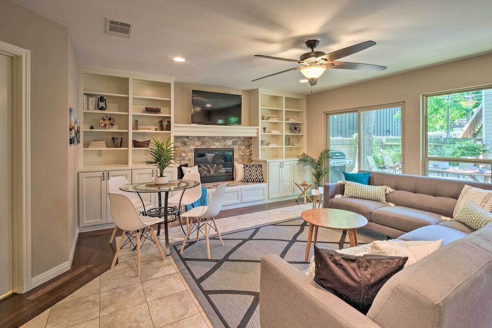 Фото Holly Hideaway