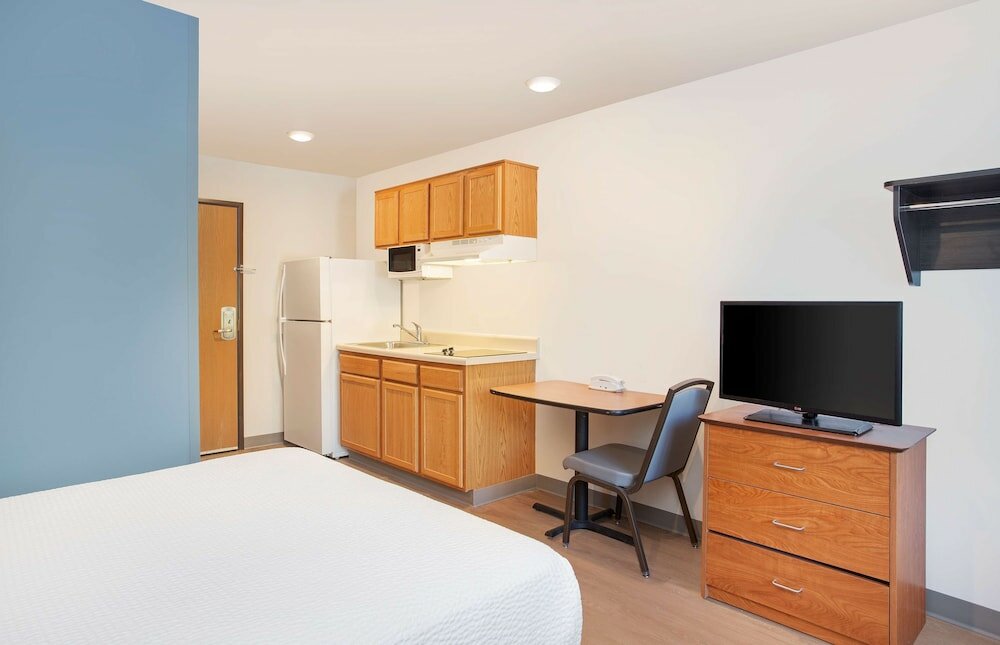 Фото Extended Stay America Select Suites - Fort Myers - Northeast