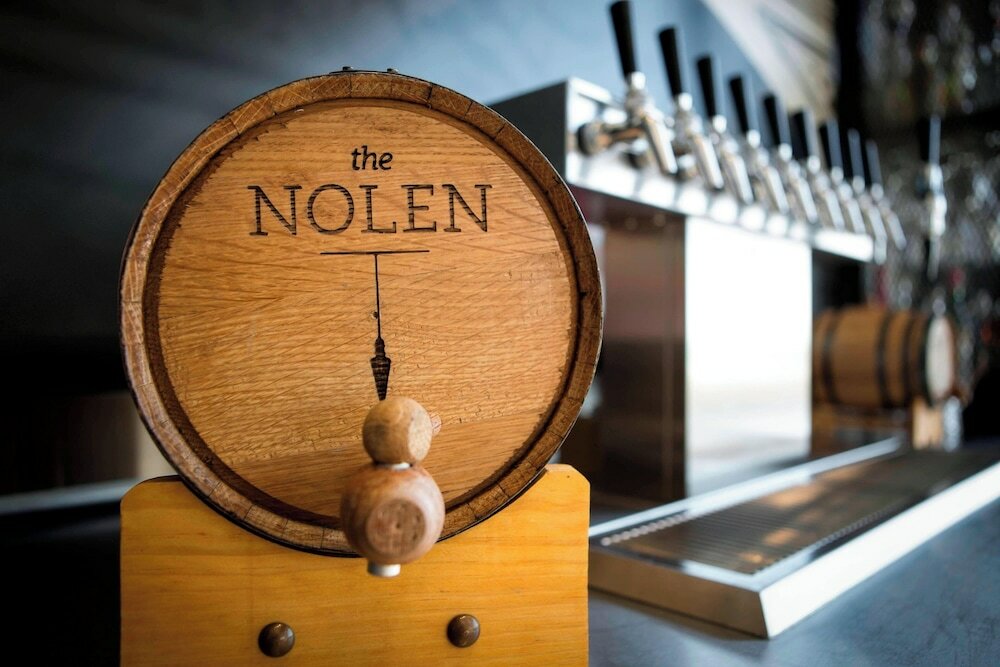 Фото Courtyard by Marriott San Diego Gaslamp/Convention Center