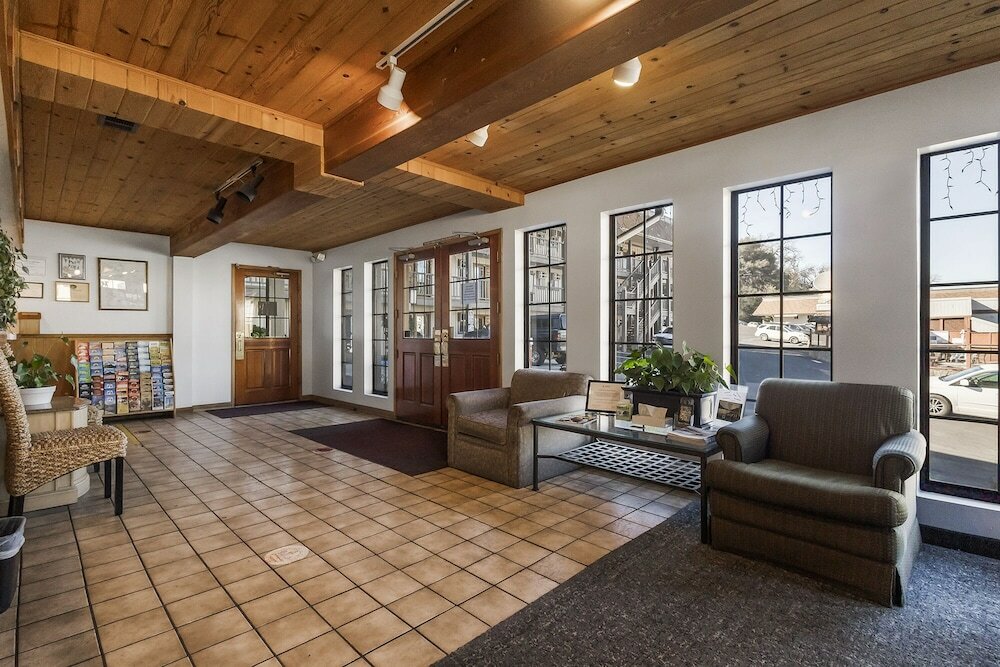 Фото Heritage Inn Yosemite/Sonora