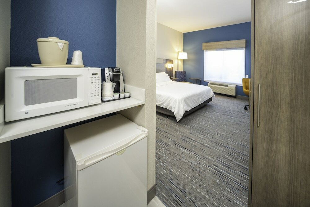 Фото Holiday Inn Express Hotel & Suites Atlanta Johns Creek, an Ihg Hotel