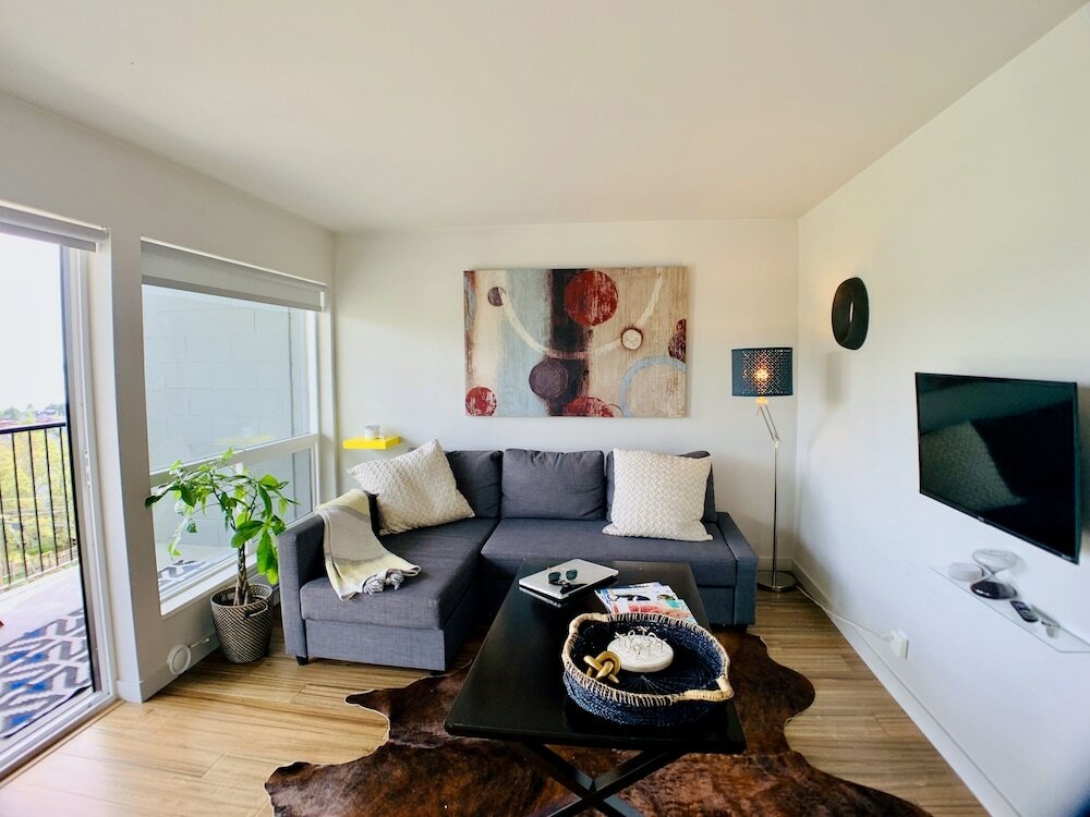 Фото Centrally Located-Water Views