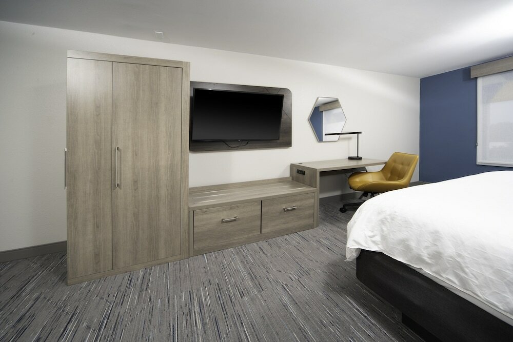 Фото Holiday Inn Express Hotel & Suites Atlanta Johns Creek, an Ihg Hotel