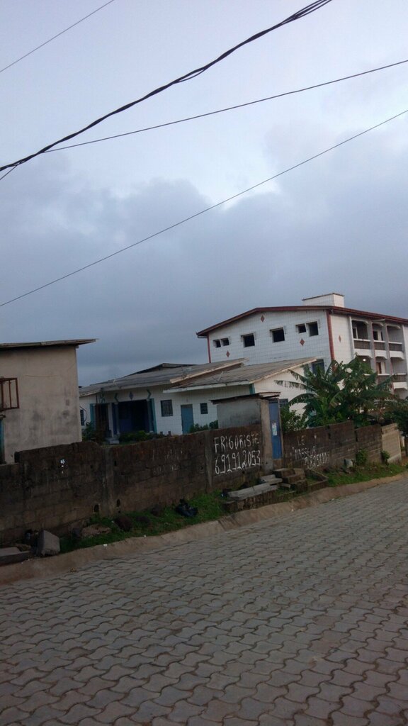Department store Ita, Douala, photo