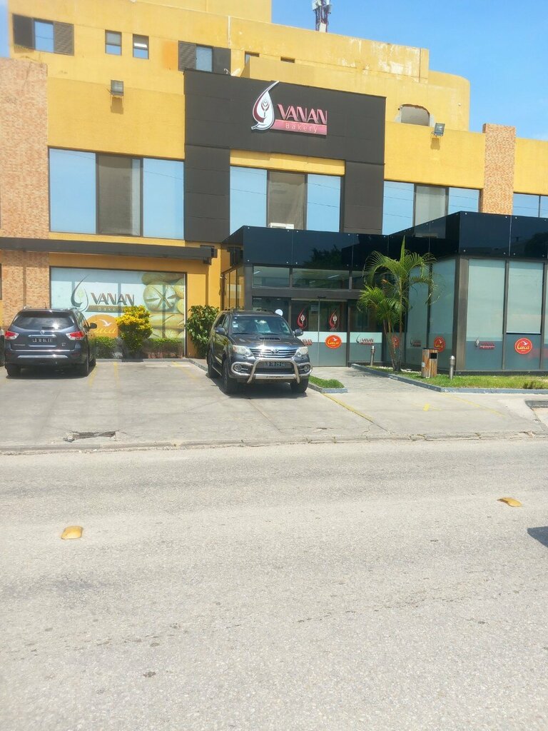 Bakery Vanan Bakery, Loanda, photo
