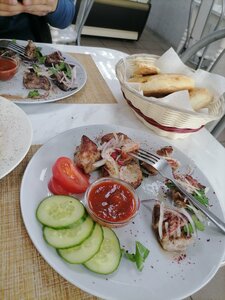 Шашлындос (territoriya Moskovskaya Slavyanka, 17А), cafe
