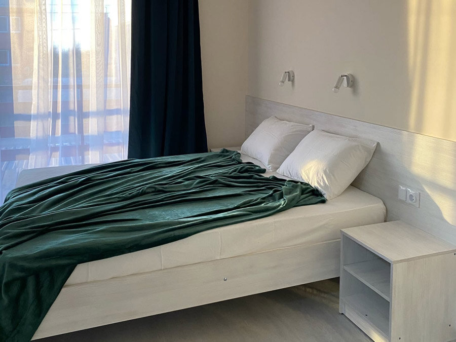 Фото Солнечный