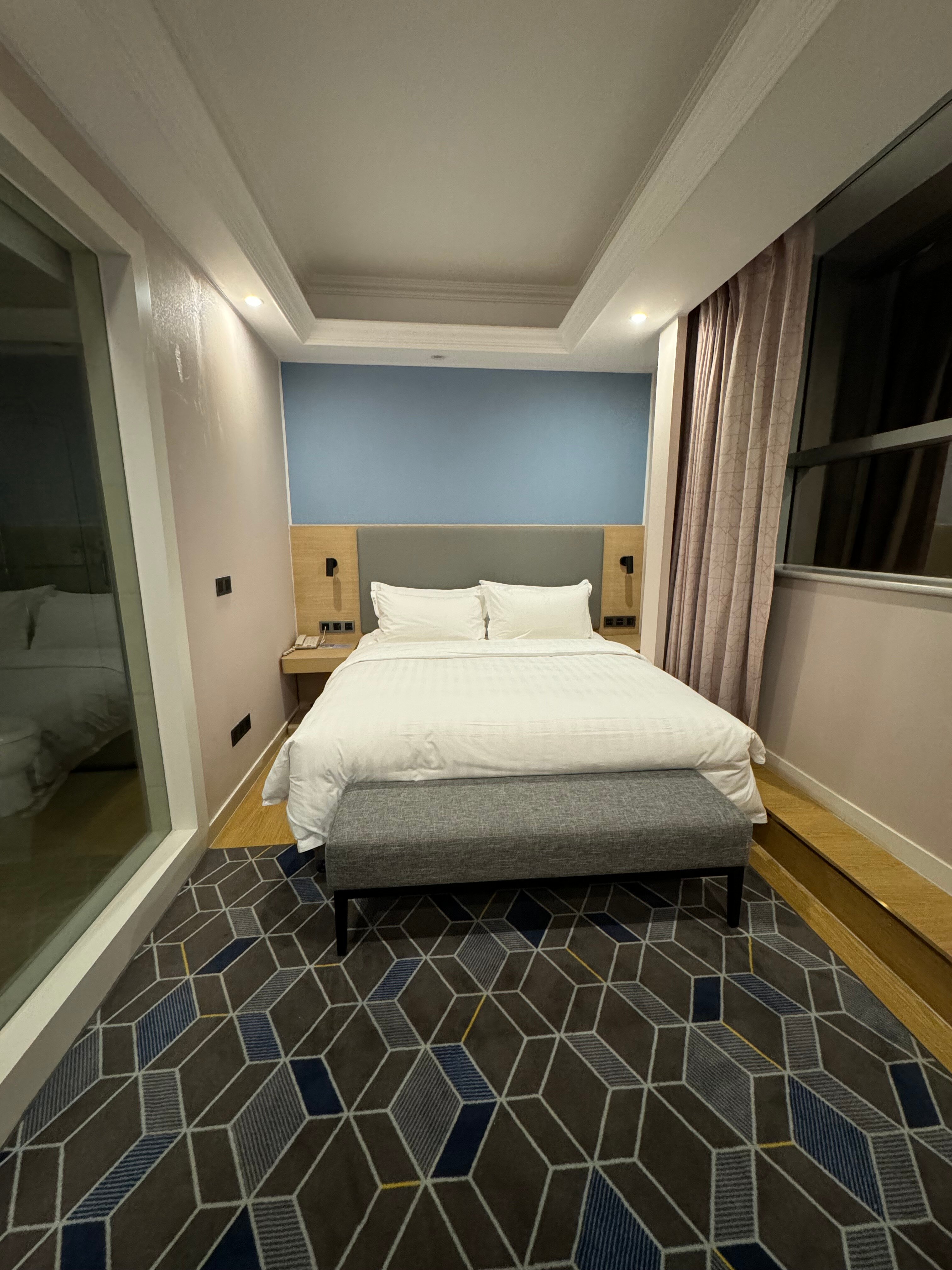 Фото Holiday Inn Express Chengdu Tianfu Square