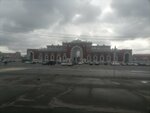Железнодорожный вокзал Курск (городской округ Курск, Железнодорожный округ, Привокзальная площадь, 1), железнодорожный вокзал в Курске