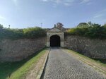 Ворота Леопольда I (City Settlement of Petrovaradin, gradsko naselje Petrovaradin, gradska četvrt Petrovaradinska tvrđava, 10B) ، معلم جذب سياحي