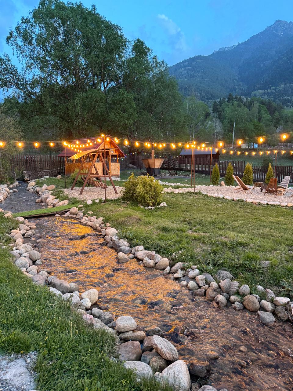 Фото Хата с краю