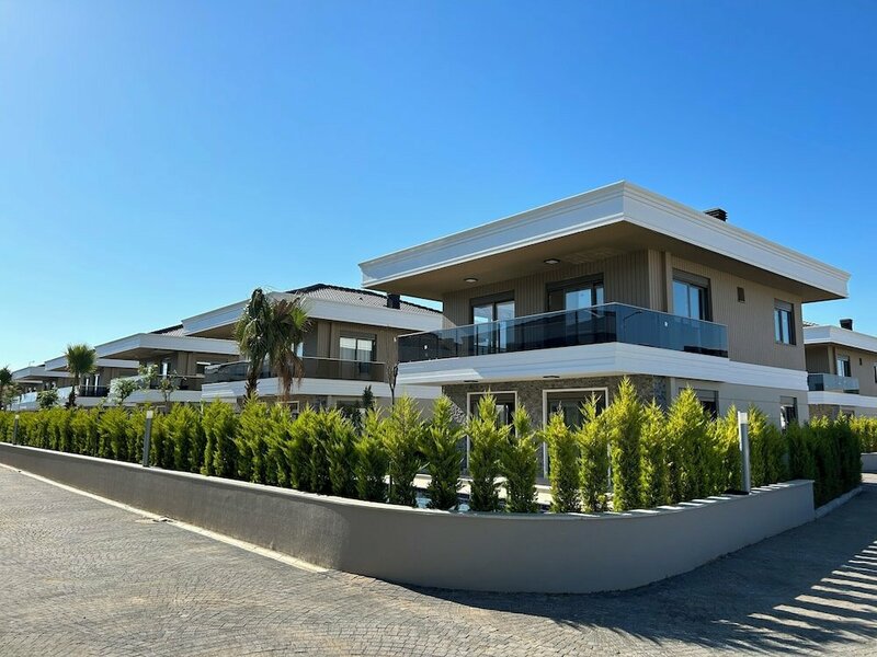Гостиница Nirvana Holiday Homes в Серике