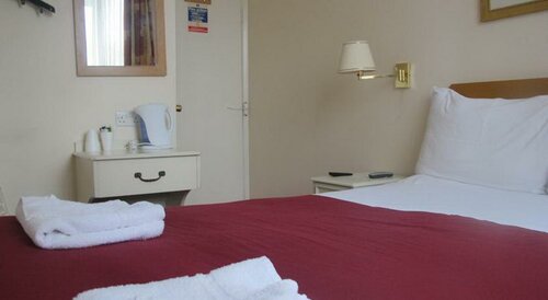 Гостиница Chiswick Lodge Hotel в Лондоне