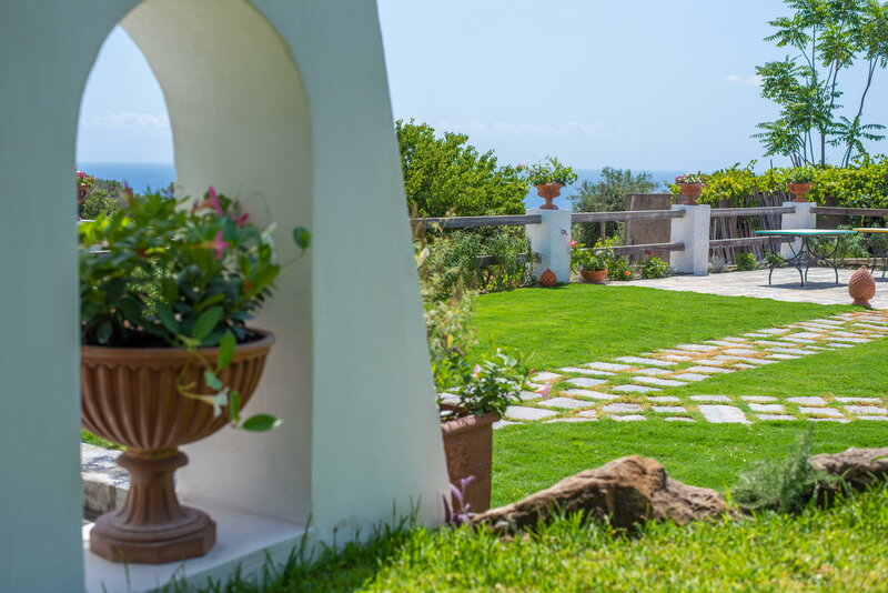 Гостиница Sorgeto Garden