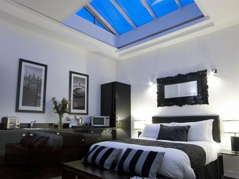 Фото Strozzi Palace Suites by Mansley