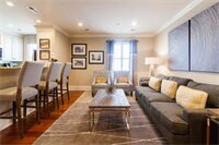 Фото The Quarters on King