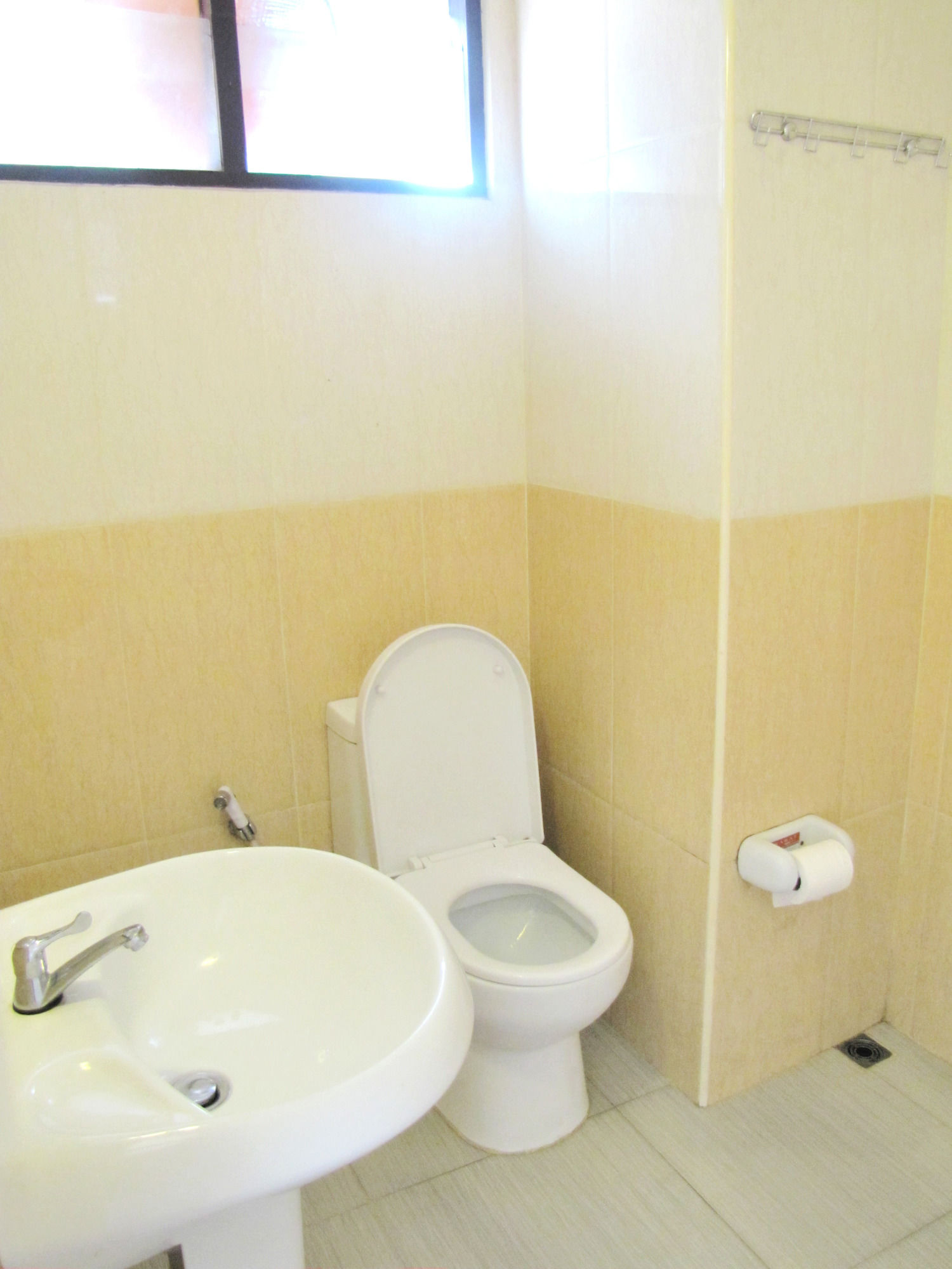 Фото Huan Kawin Est. 58 Lanna Home & Collection - Campus Accommodation