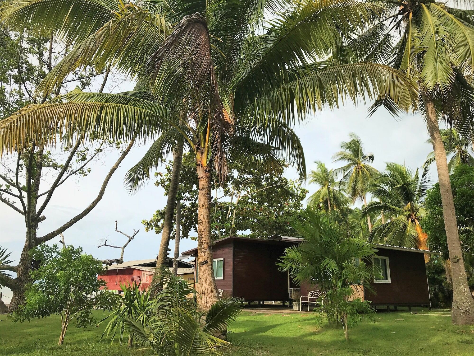 Фото Somphoch Garden