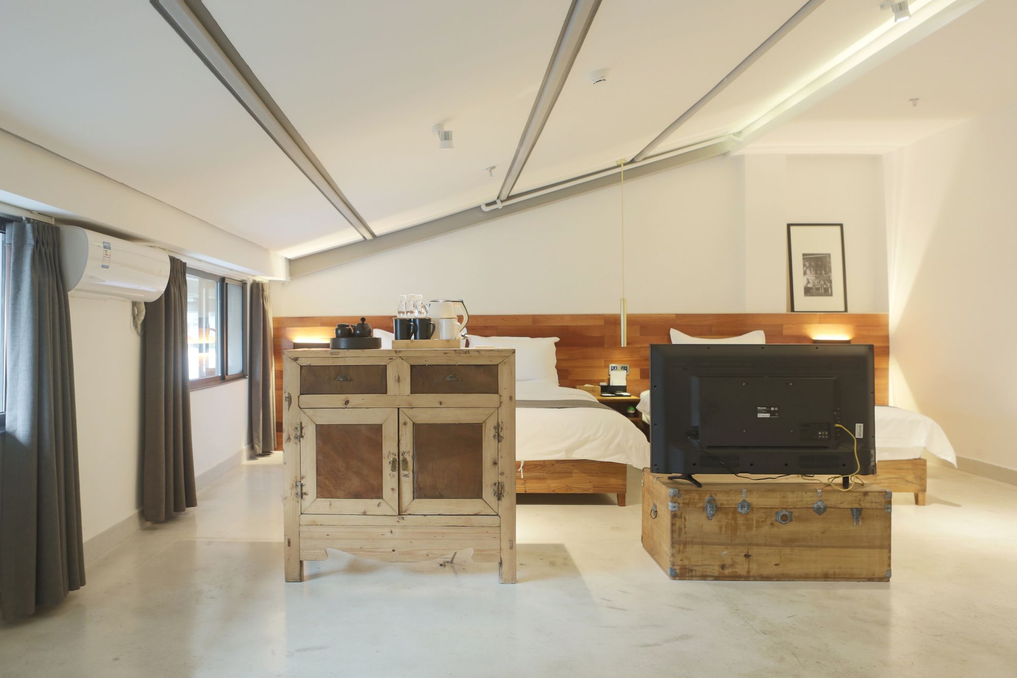 Фото Travelling With Hotel Chengdu Wide and Narrow Alley