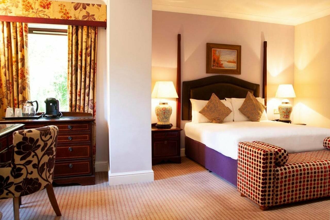 Фото The Charlecote Pheasant Hotel