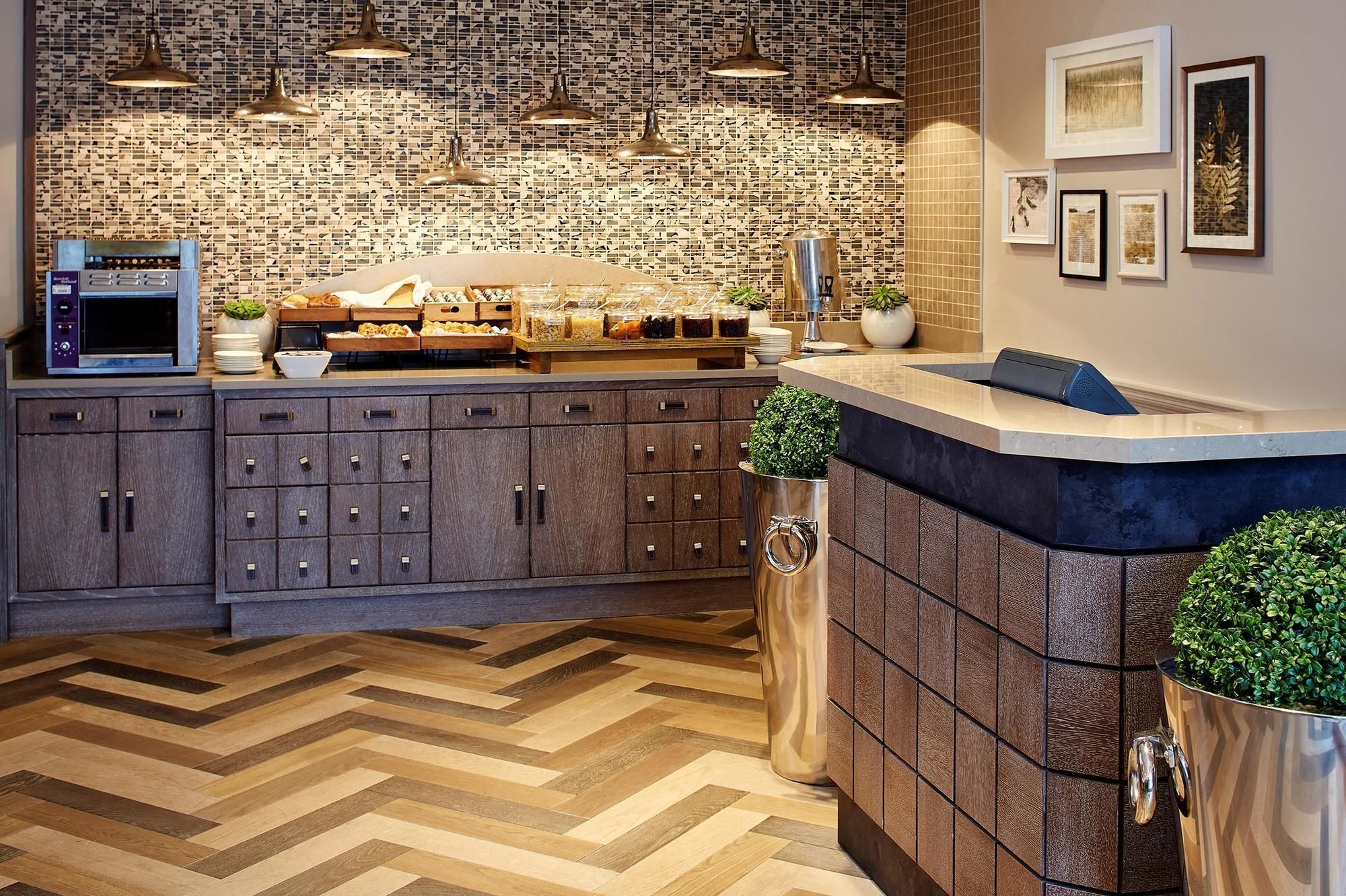 Фото Sir Christopher Wren Hotel