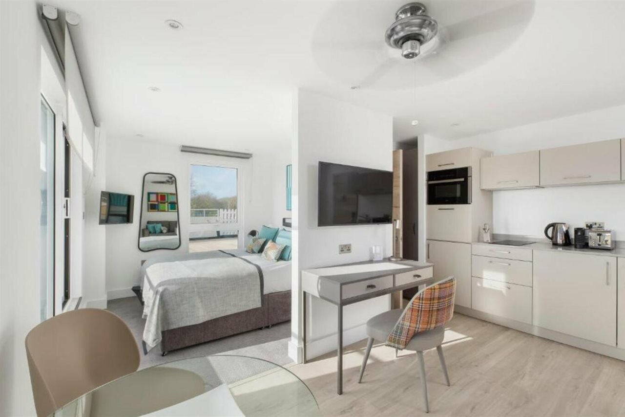 Фото Q Square by Supercity Aparthotels