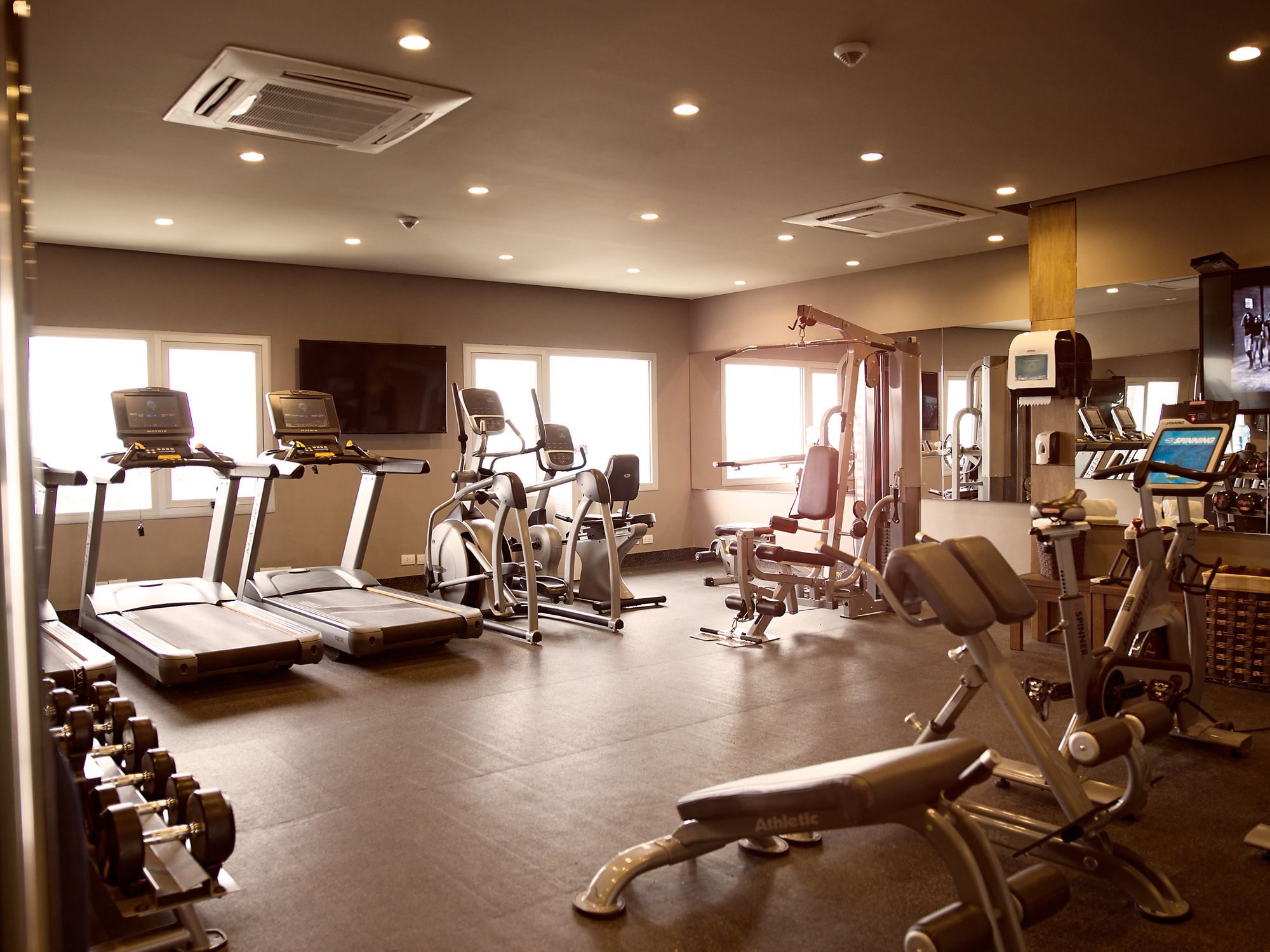 Фото Dazzler by Wyndham Asuncion