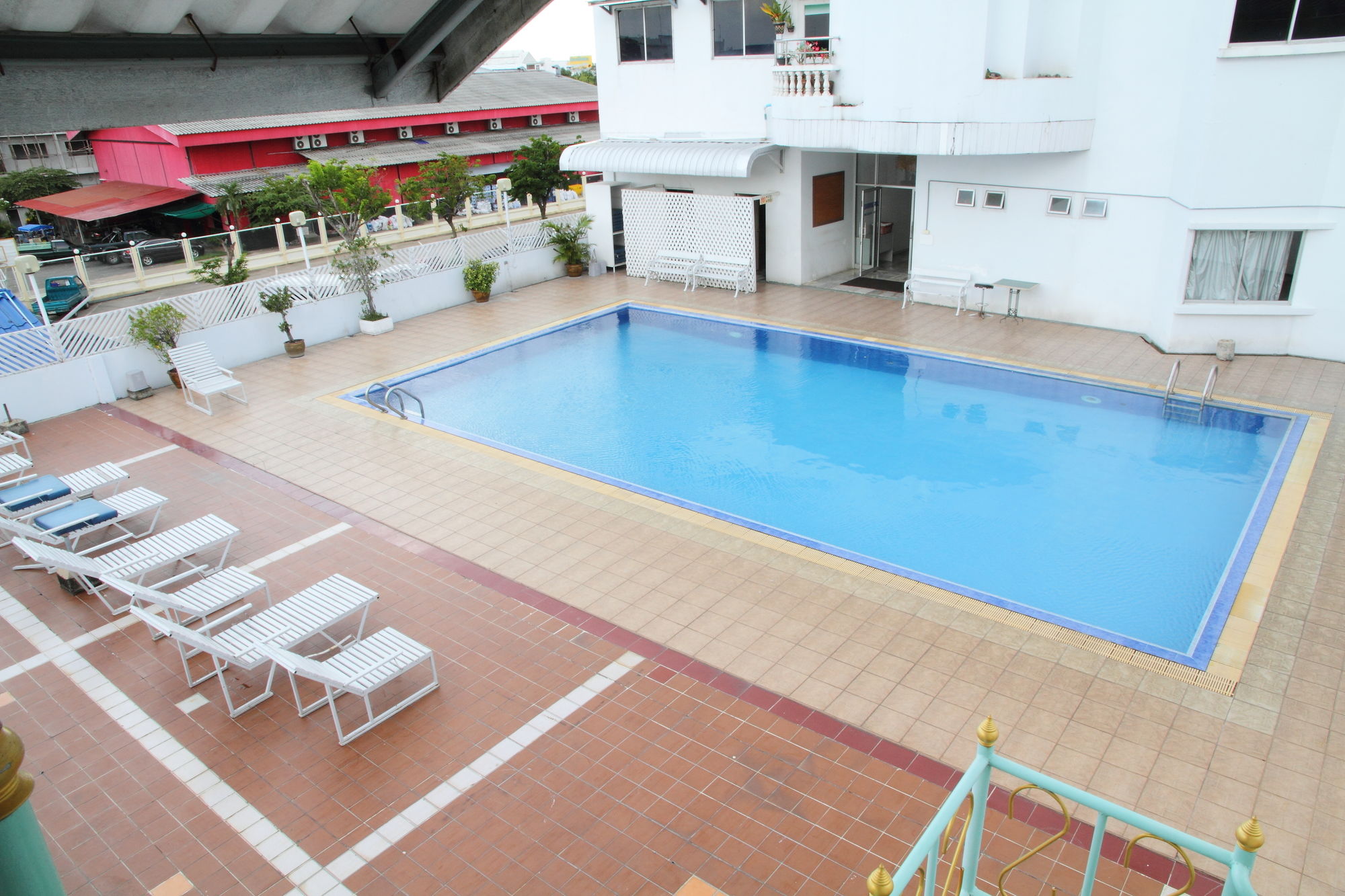 Фото Thong Tarin Hotel