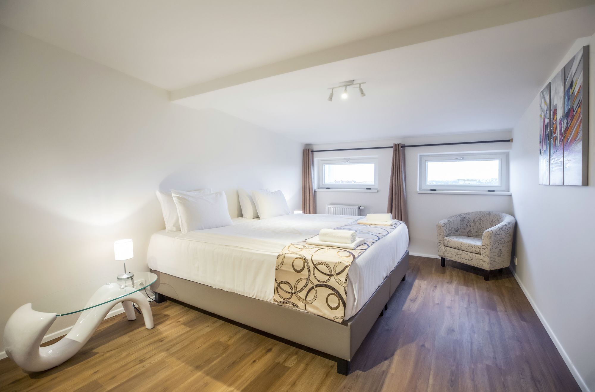 Фото 74879398698