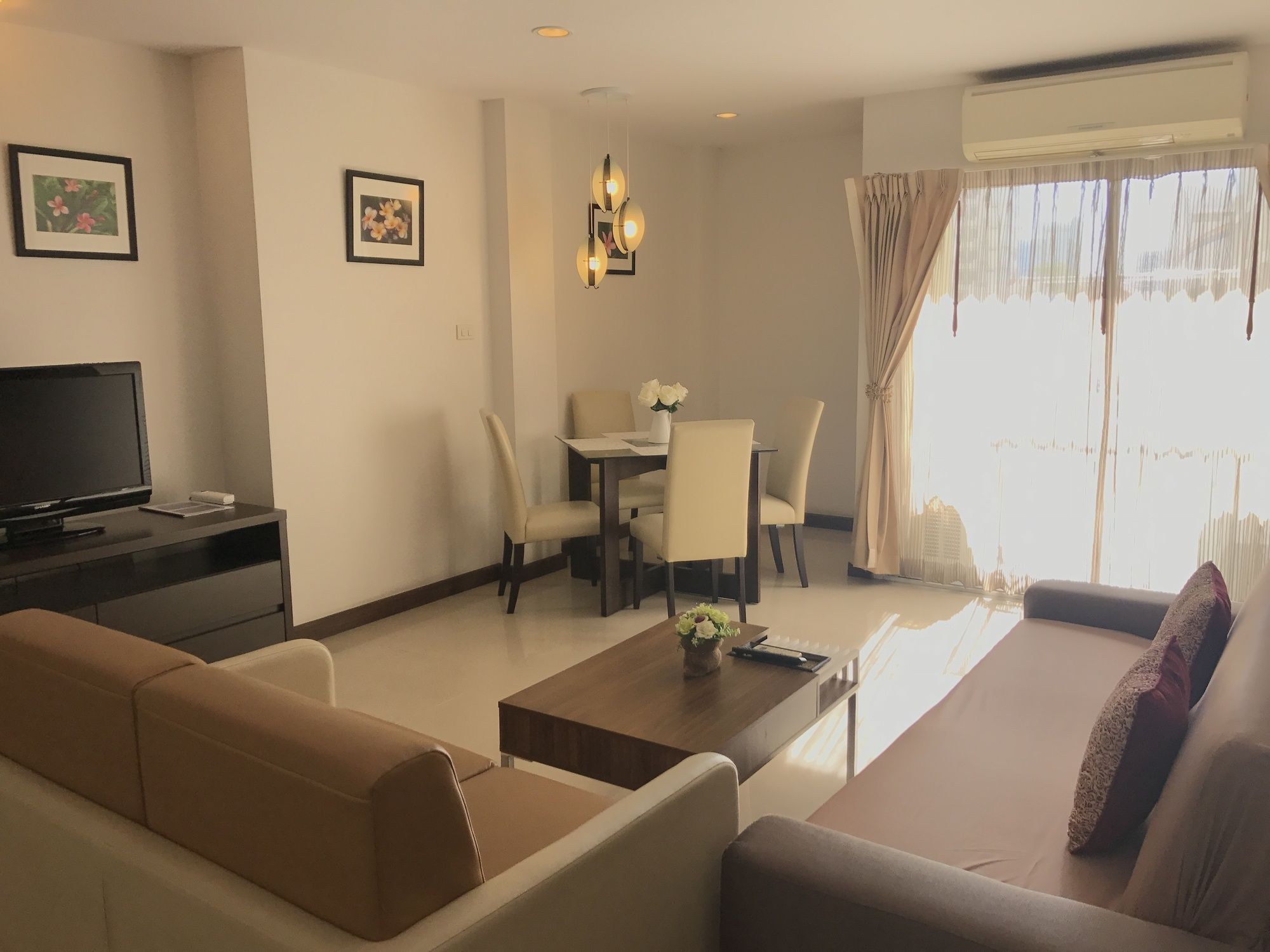 Фото 14 Place Sukhumvit Suites - Sha Plus