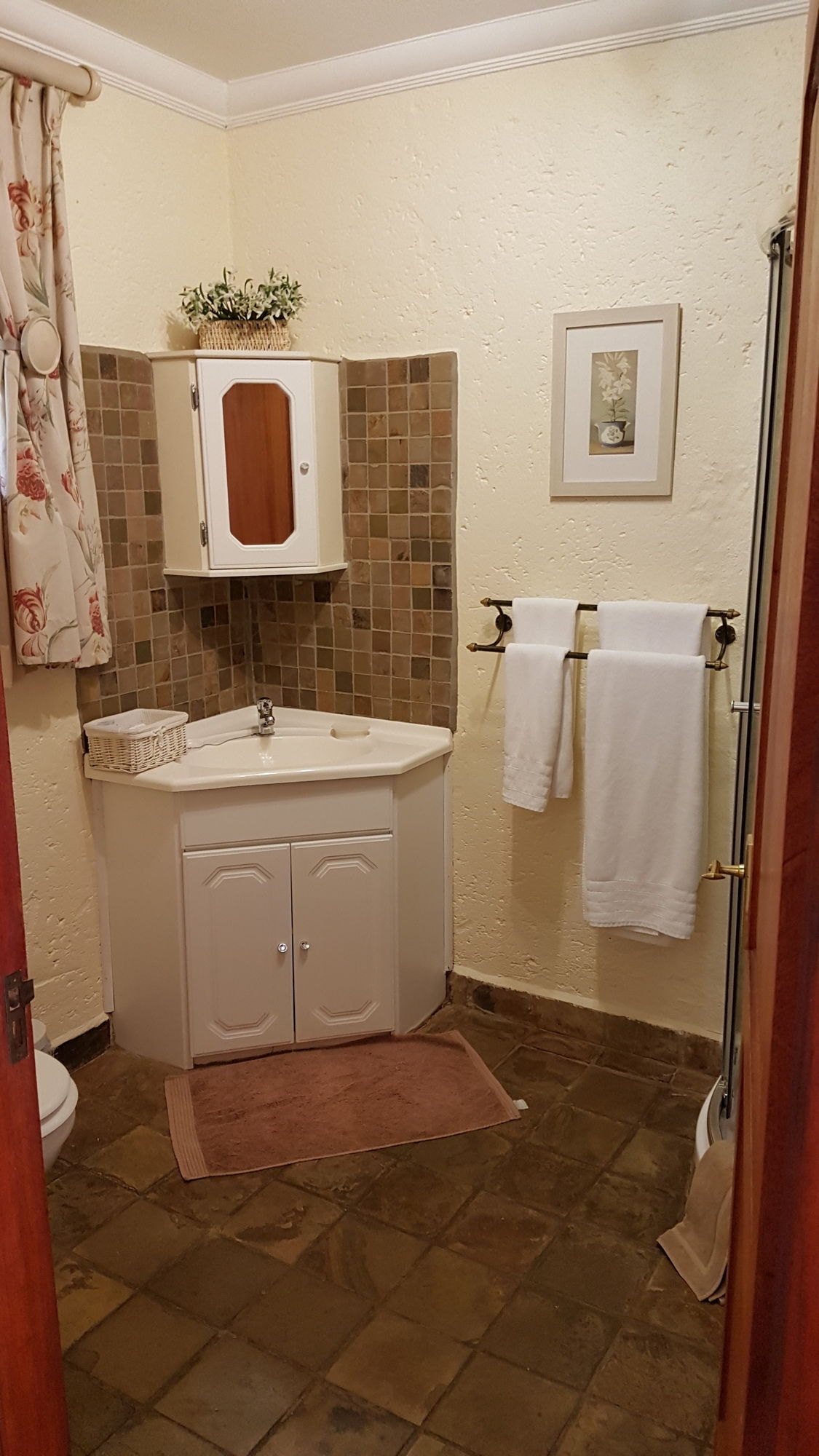 Фото Jubilee Lodge Guest House