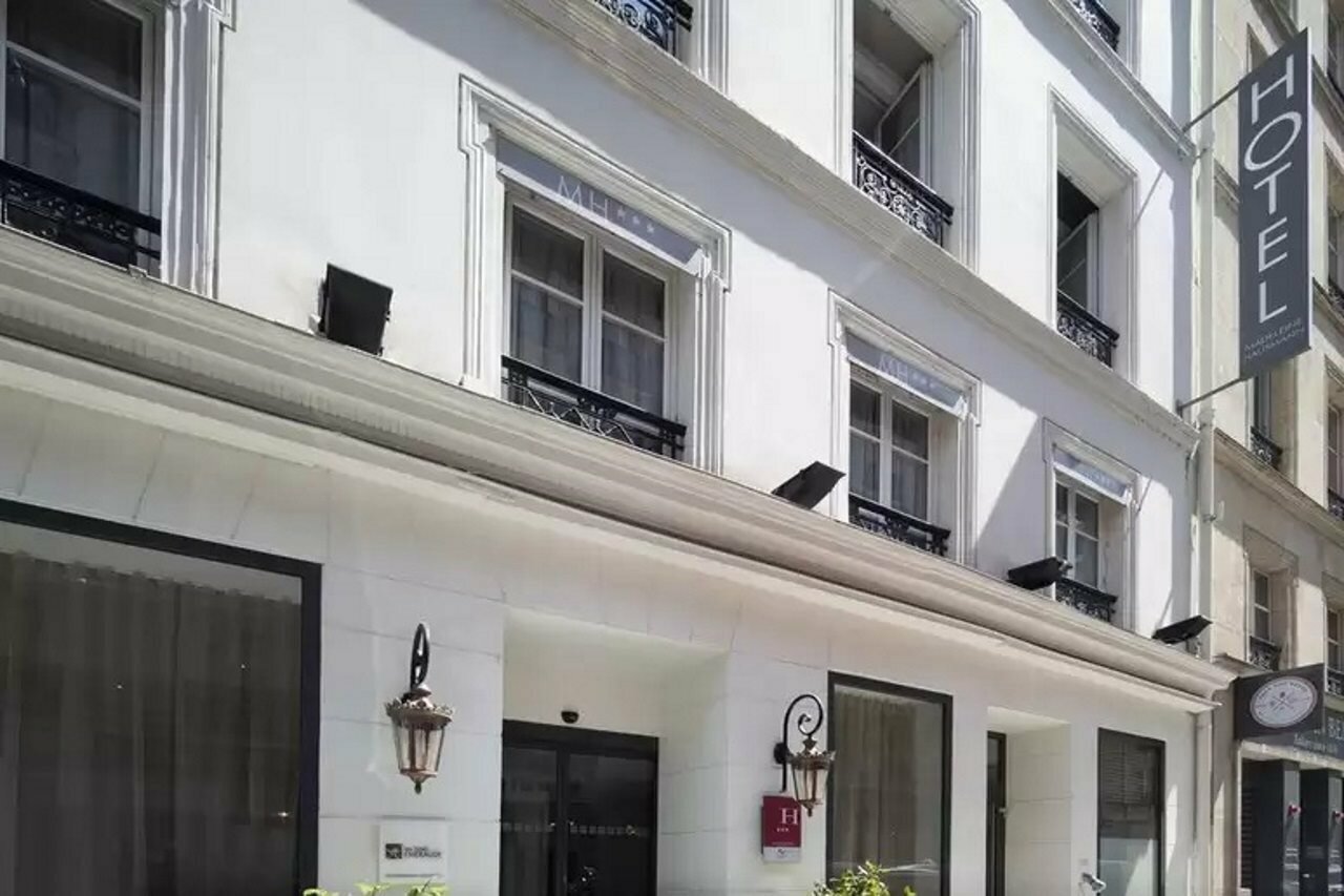 Фото отеля 1