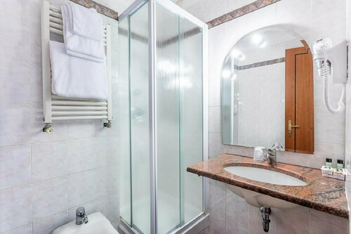 Гостиница Raeli Hotel Noto в Италии